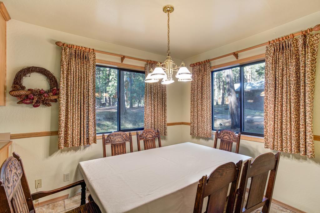 12 Cabin Twelve Wawona Exterior photo