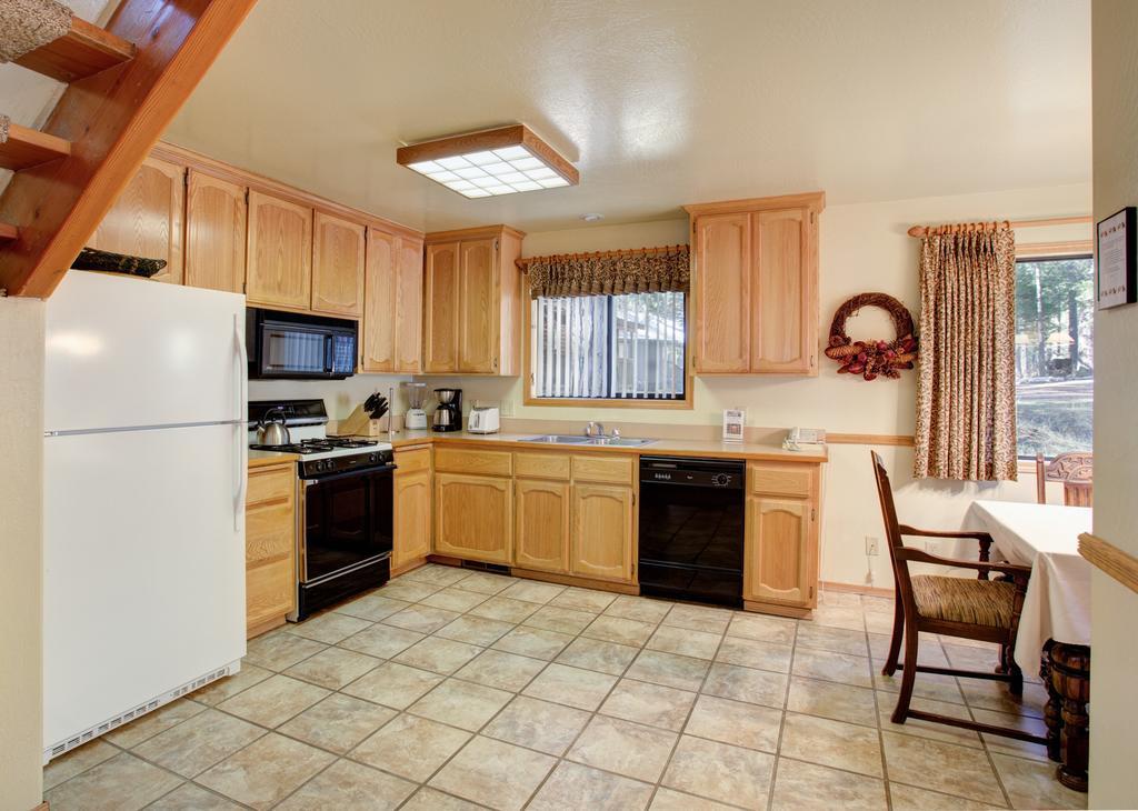12 Cabin Twelve Wawona Exterior photo